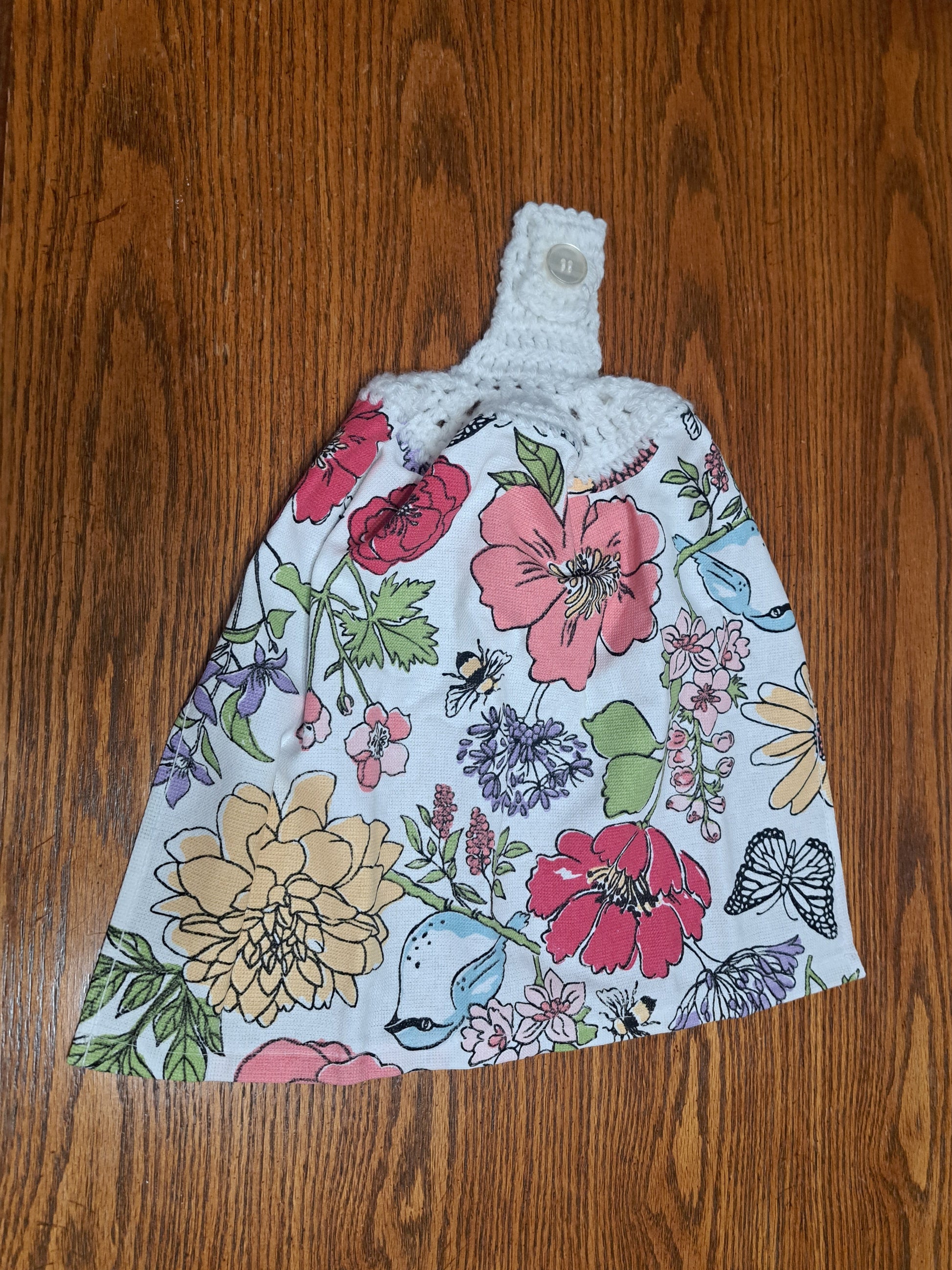 Hand Towel with Floral Print Crow's Perch Artworks